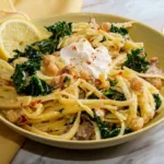 Linguine an Ricotta-Sauce und mit Kichererbsen und Spinat