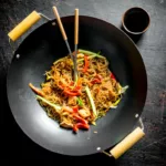 Asiatische Hühnchenpfanne mit knackigem Gemüse